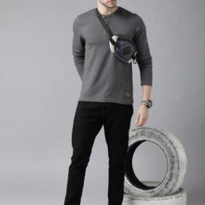 roadster men charcoal grey selfdesign henley neck